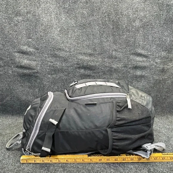 Under Armour UASB-UBP Undeniable Bat Pack Black Baseball Softball Bag Backpack - Picture 6 of 16